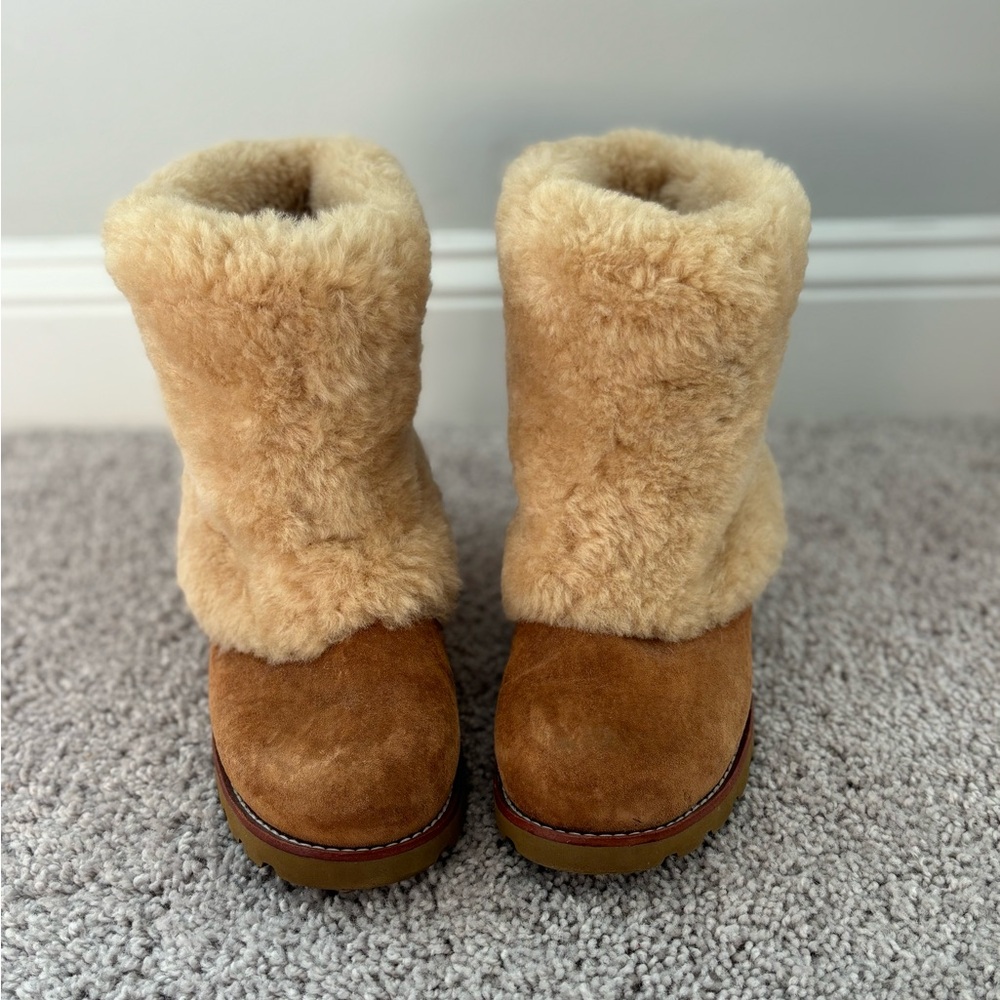 Ugg Maylin Suede Sheepskin Boots